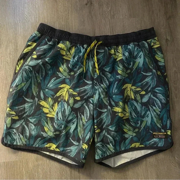 Men’s LL Bean Swim Trunks Size Large - Picture 1 of 4